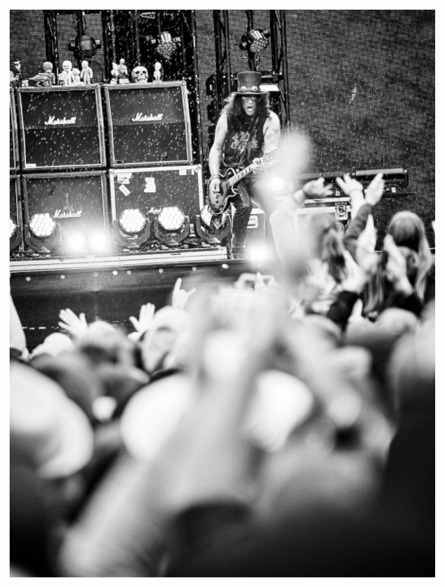 Main image Slash Live 01