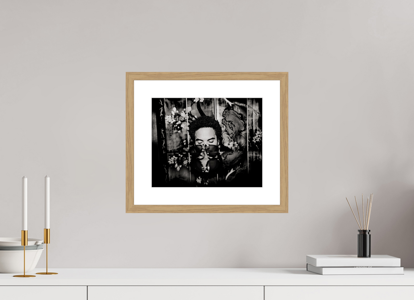 30,7 x 25 cm, Wood Frame with Passe-Partout | Oak Lenny Kravitz 01