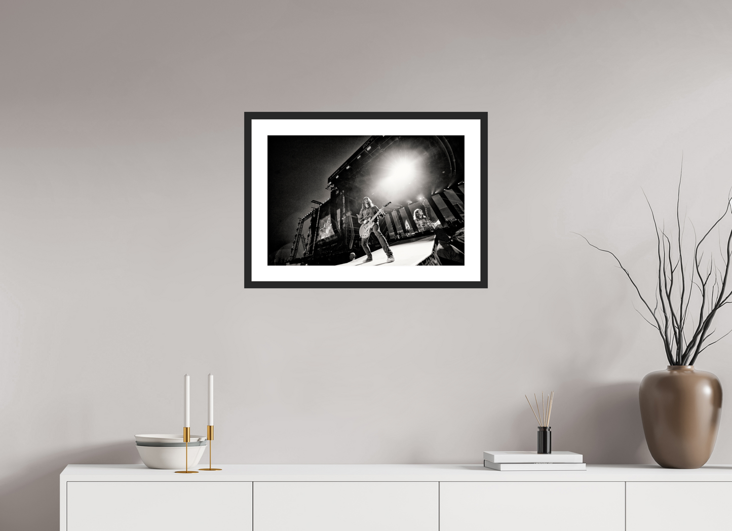 60 x 40 cm, Wood Frame with Passe-Partout | Black Matte Dave Grohl - Foo Fighters Live 07