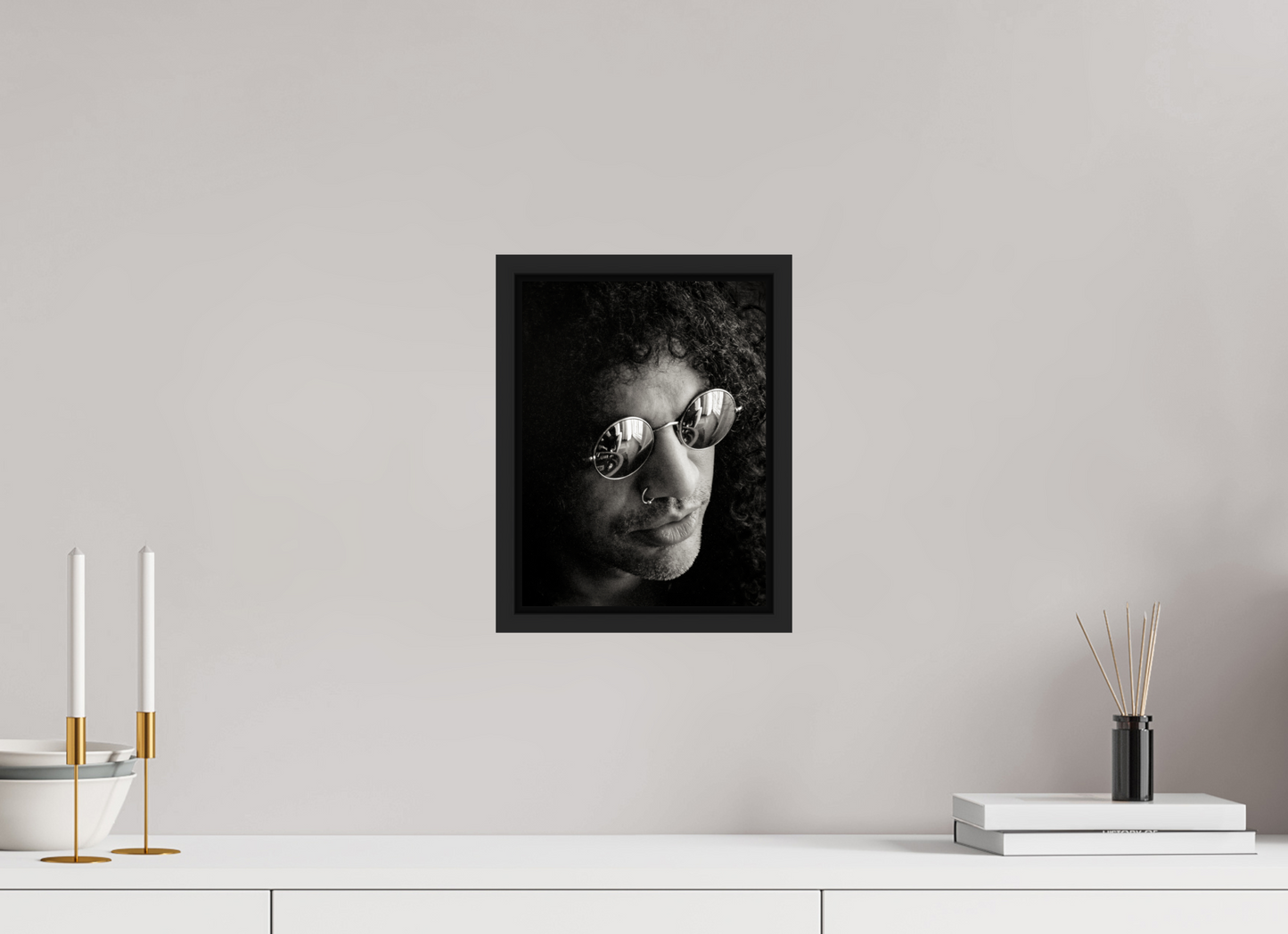 21 x 28 cm, Floater Frame | Black Matte Slash 05