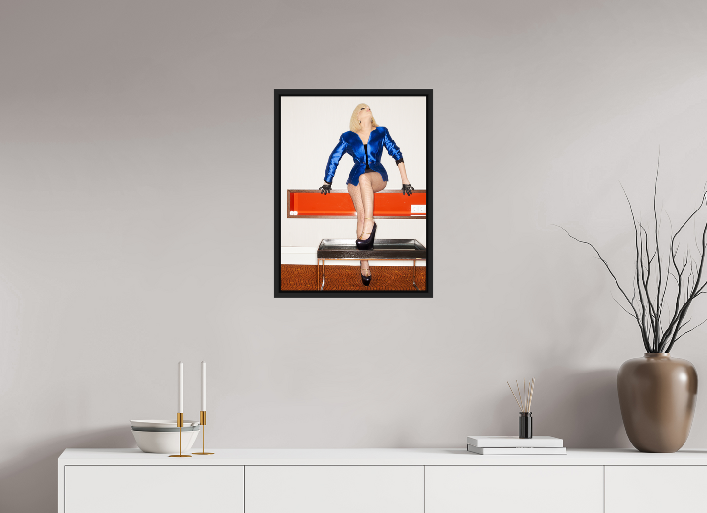 45 x 60 cm, Floater Frame | Black Matte Lady Gaga 08