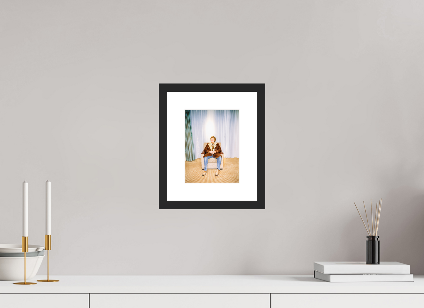 15 x 20 cm, Wood Frame with Passe-Partout | Black Matte Rod Stewart 01