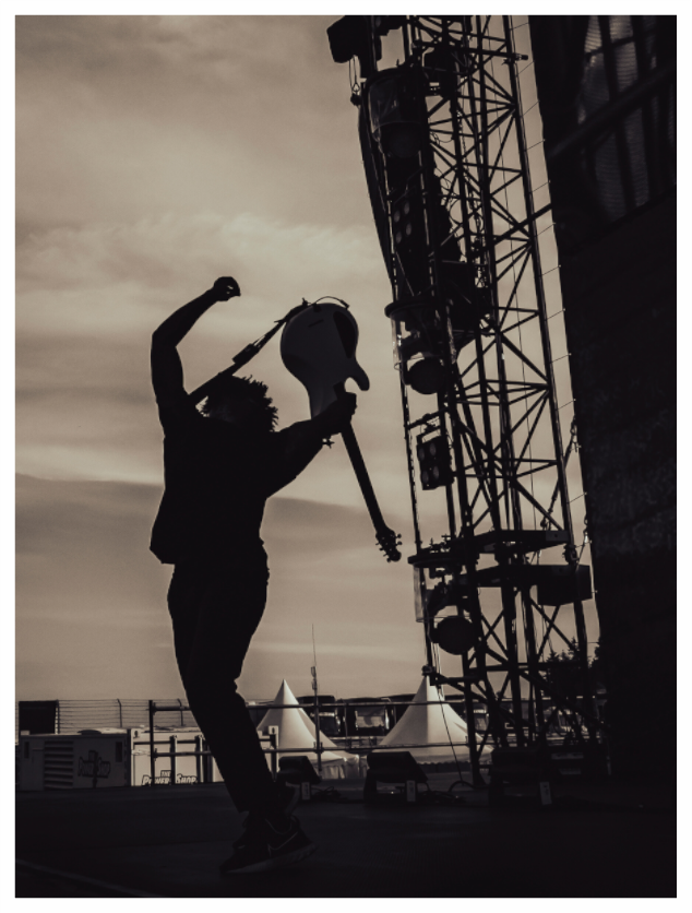 Main image Fever 333 Live 01