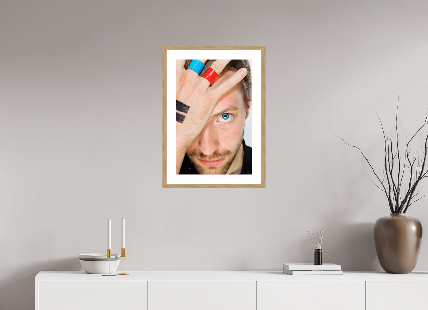 40 x 60 cm, Wood Frame with Passe-Partout | Oak Chris Martin - Coldplay 04