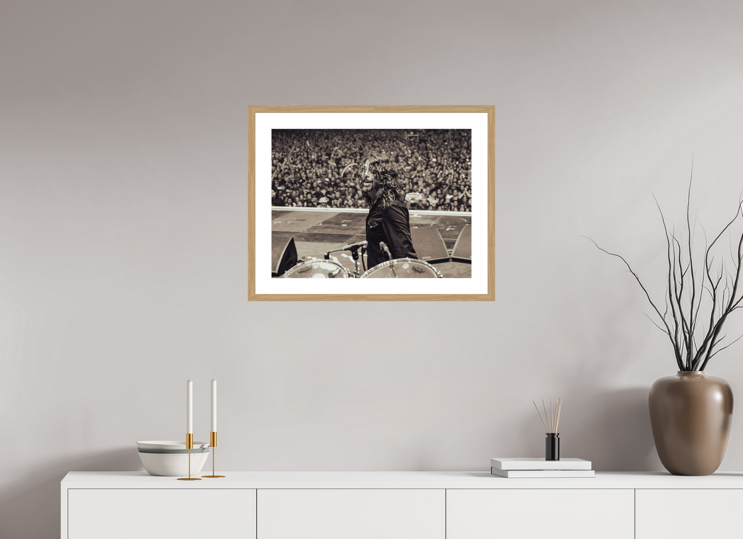 60 x 45 cm, Wood Frame with Passe-Partout | Oak Dave Grohl - Foo Fighters Live 12