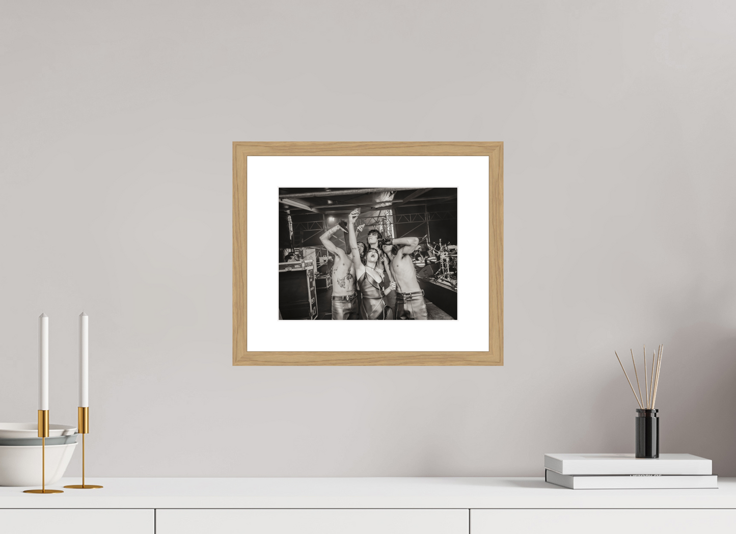 28 x 21 cm, Wood Frame with Passe-Partout | Oak Måneskin 02