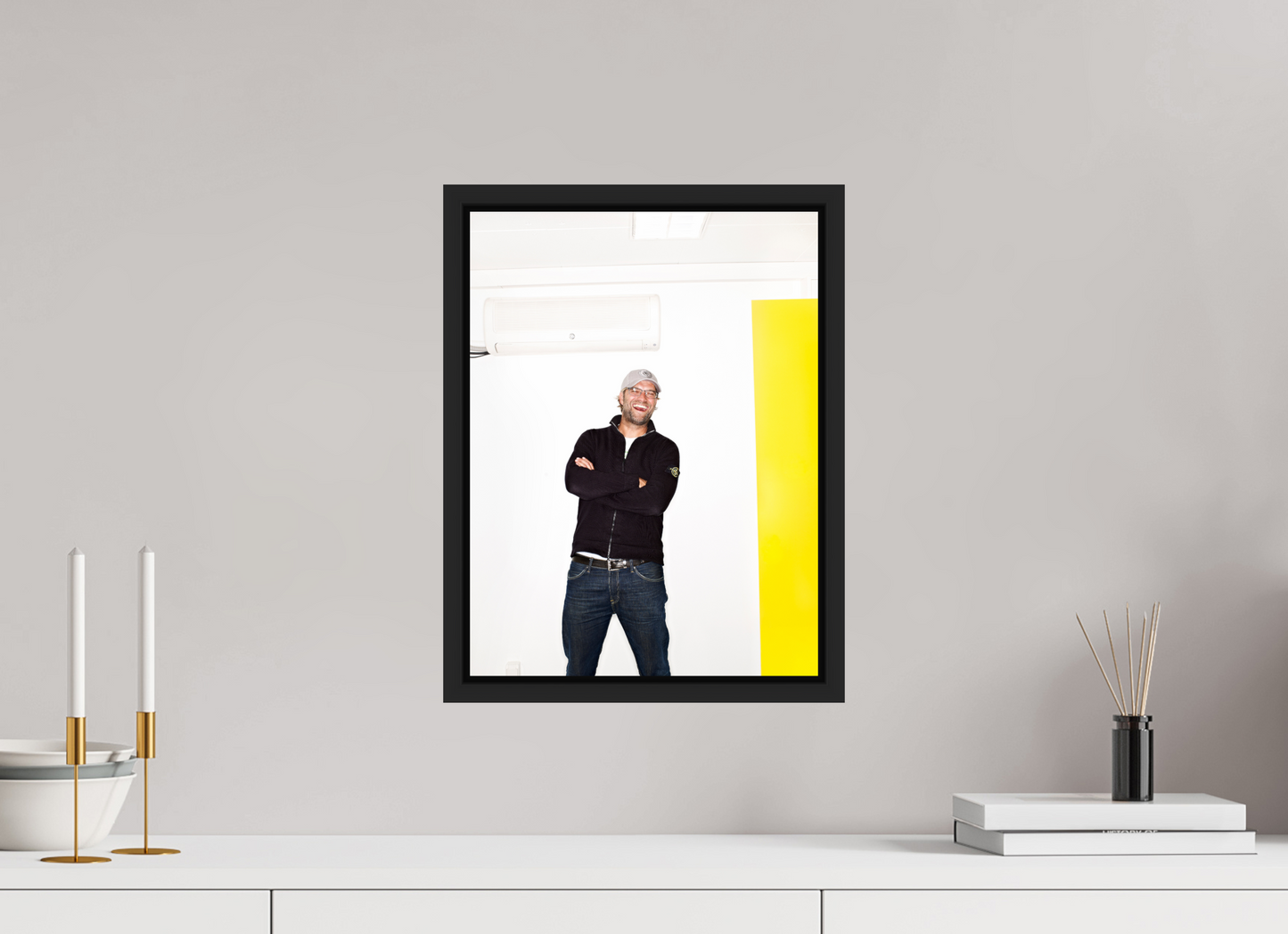 30 x 40 cm, Floater Frame | Black Matte Jürgen Klopp 01