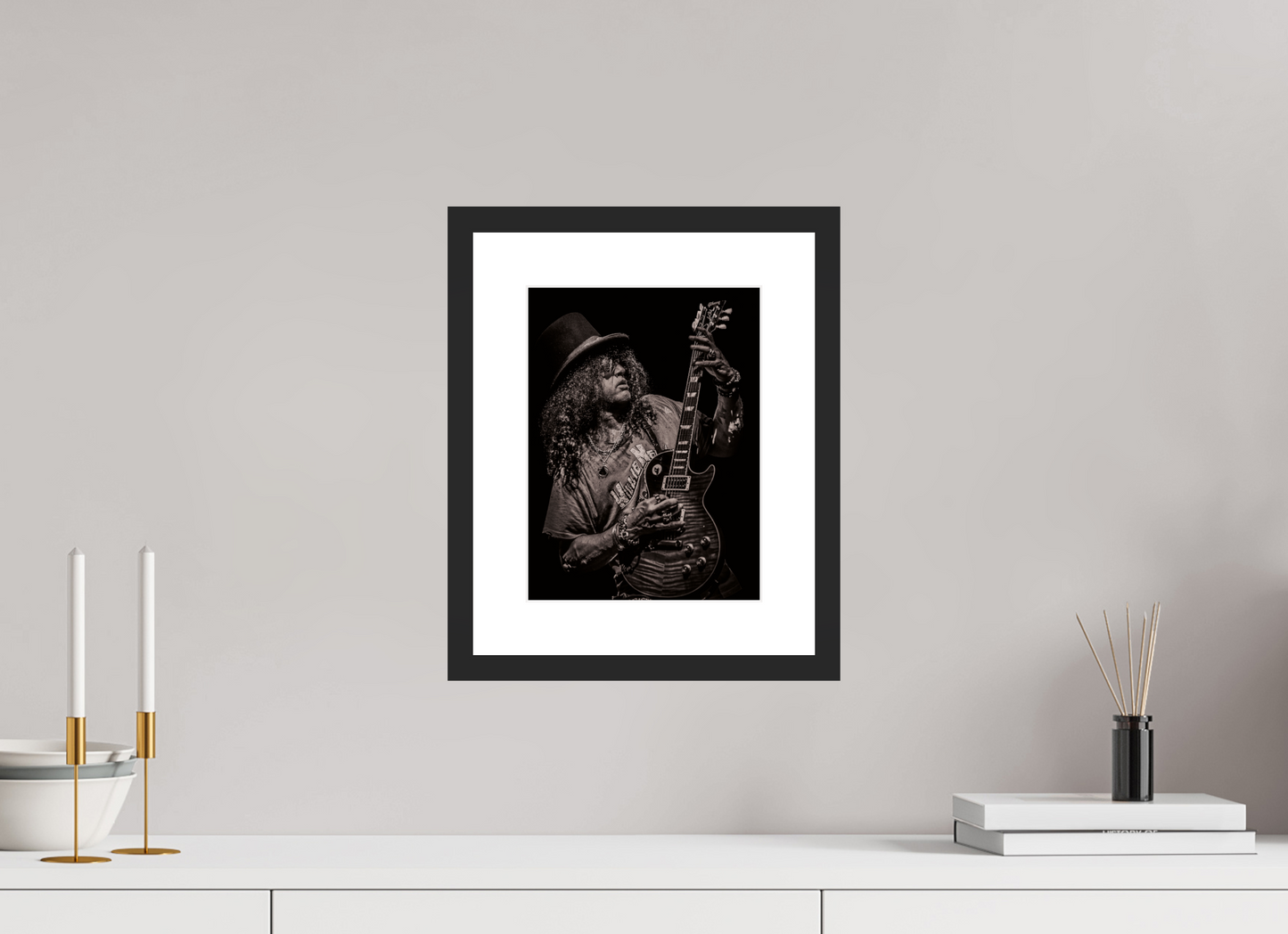 21 x 28 cm, Wood Frame with Passe-Partout | Black Matte Slash 12