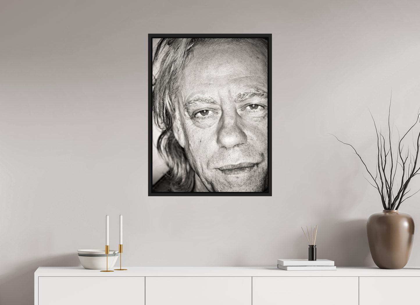 60 x 80 cm, Floater Frame | Black Matte Bob Geldof 04
