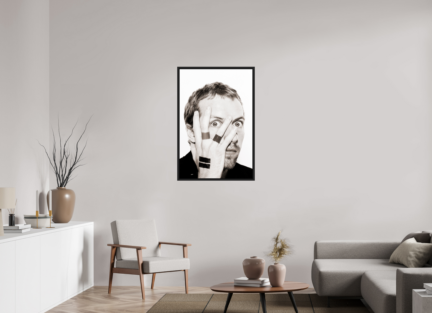 70 x 105 cm, Floater Frame | Black Matte Chris Martin - Coldplay 02
