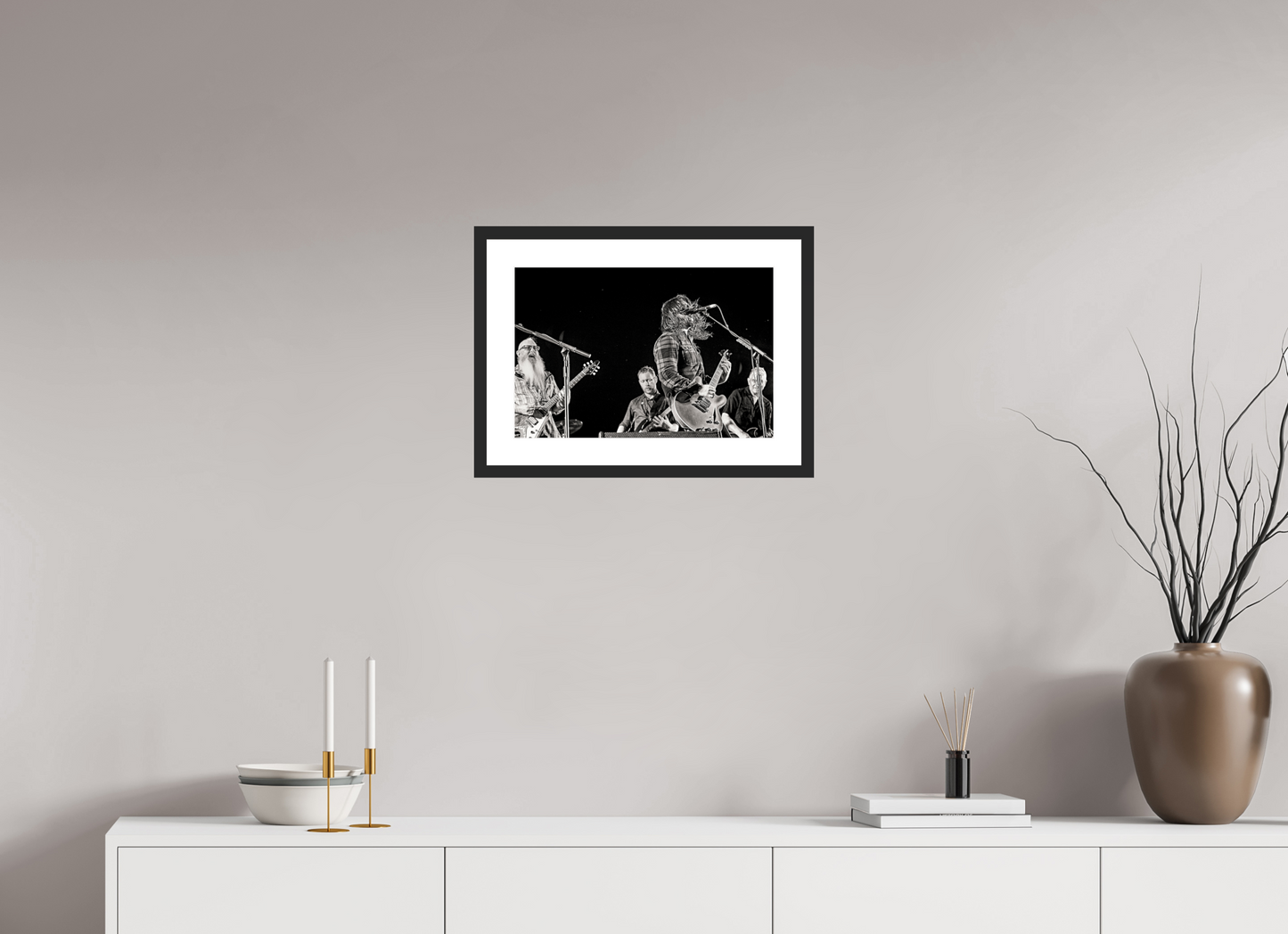 45 x 30 cm, Wood Frame with Passe-Partout | Black Matte Dave Grohl - Foo Fighters Live 03