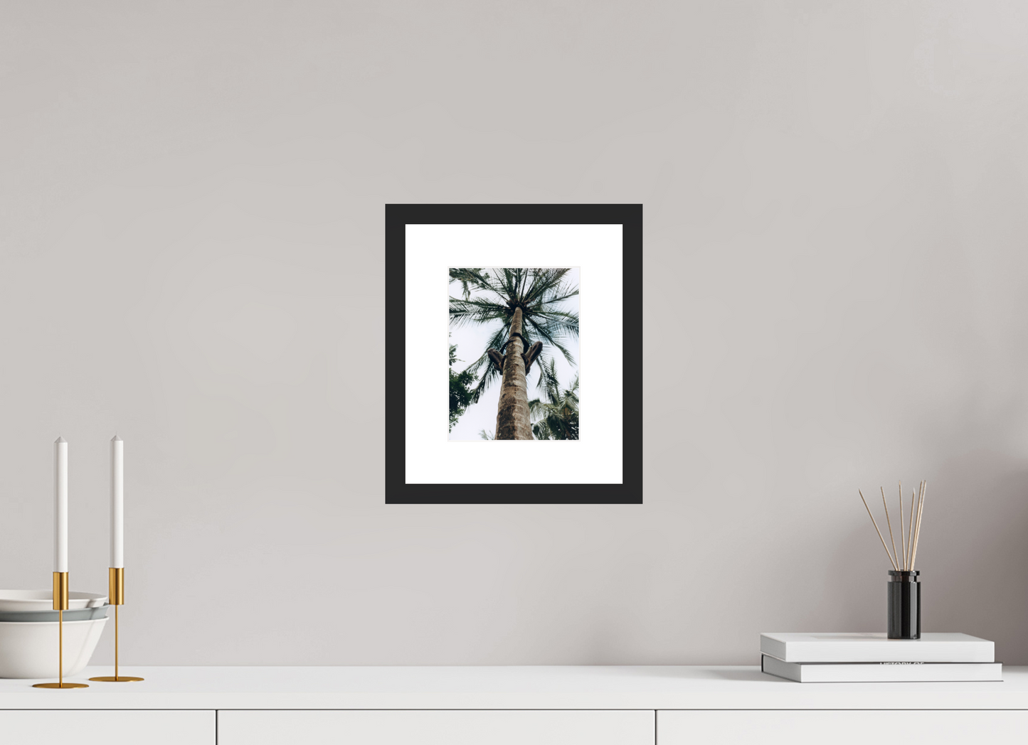 15 x 19,6 cm, Wood Frame with Passe-Partout | Black Matte Zanzibar, Tansania 01