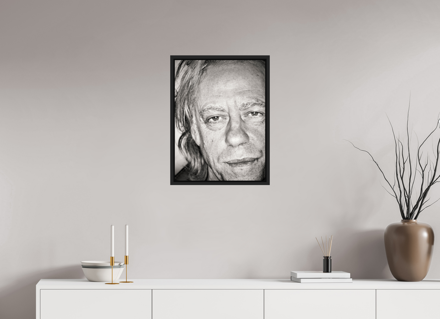 45 x 60 cm, Floater Frame | Black Matte Bob Geldof 04