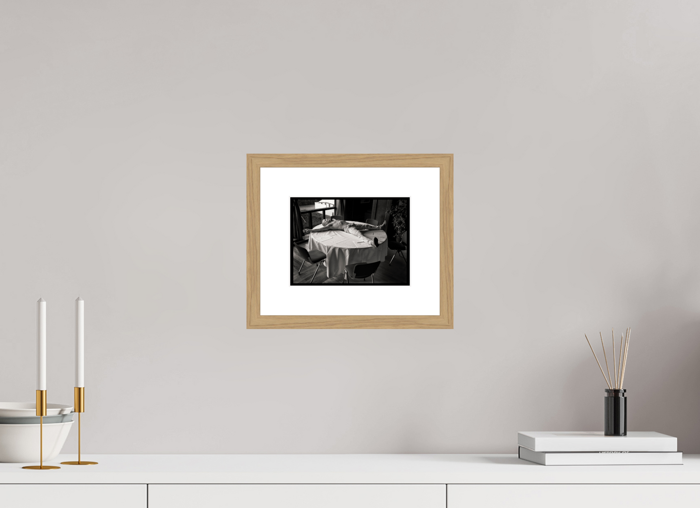 20 x 15 cm, Wood Frame with Passe-Partout | Oak Flea - Red Hot Chili Peppers 03