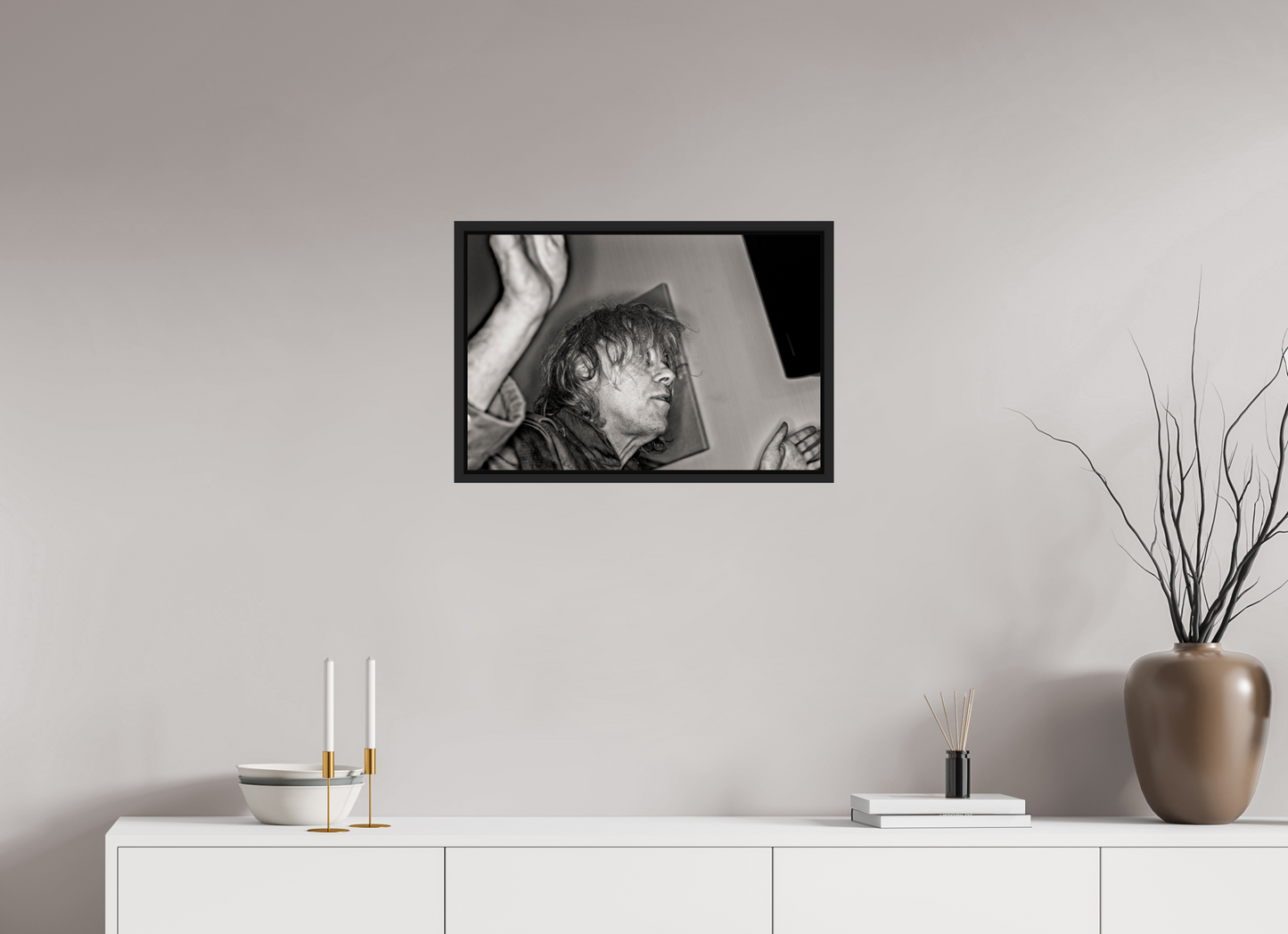 60 x 40 cm, Floater Frame | Black Matte Bob Geldof 08