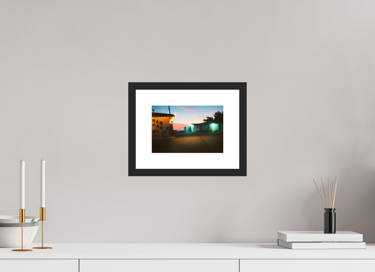 22,2 x 15 cm, Wood Frame with Passe-Partout | Black Matte USA - Agfa Clack 02