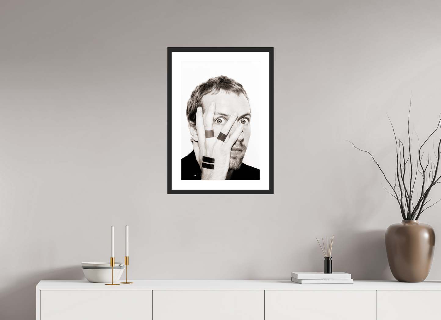 40 x 60 cm, Wood Frame with Passe-Partout | Black Matte Chris Martin - Coldplay 02