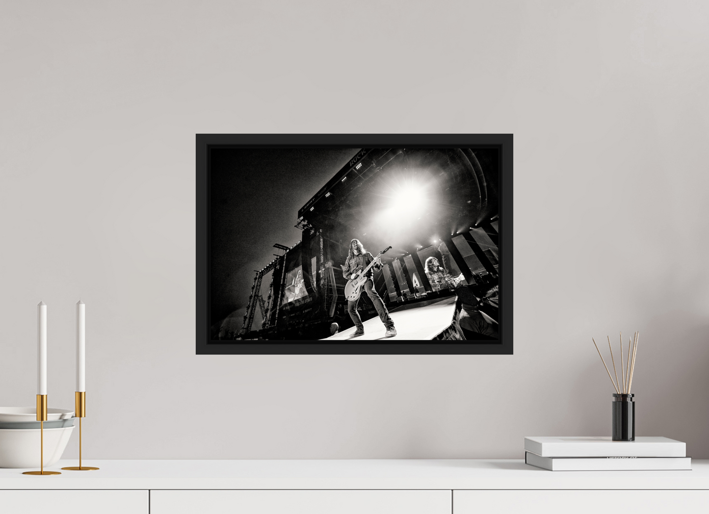 45 x 30 cm, Floater Frame | Black Matte Dave Grohl - Foo Fighters Live 07