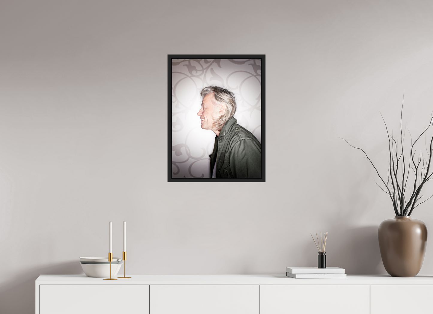 45 x 60 cm, Floater Frame | Black Matte Bob Geldof 01