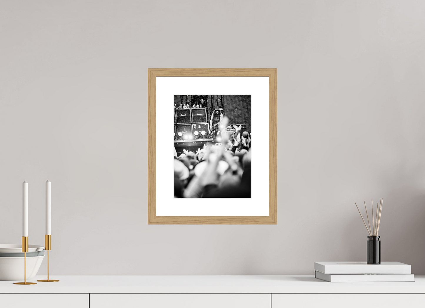 21 x 28 cm, Wood Frame with Passe-Partout | Oak Slash Live 01