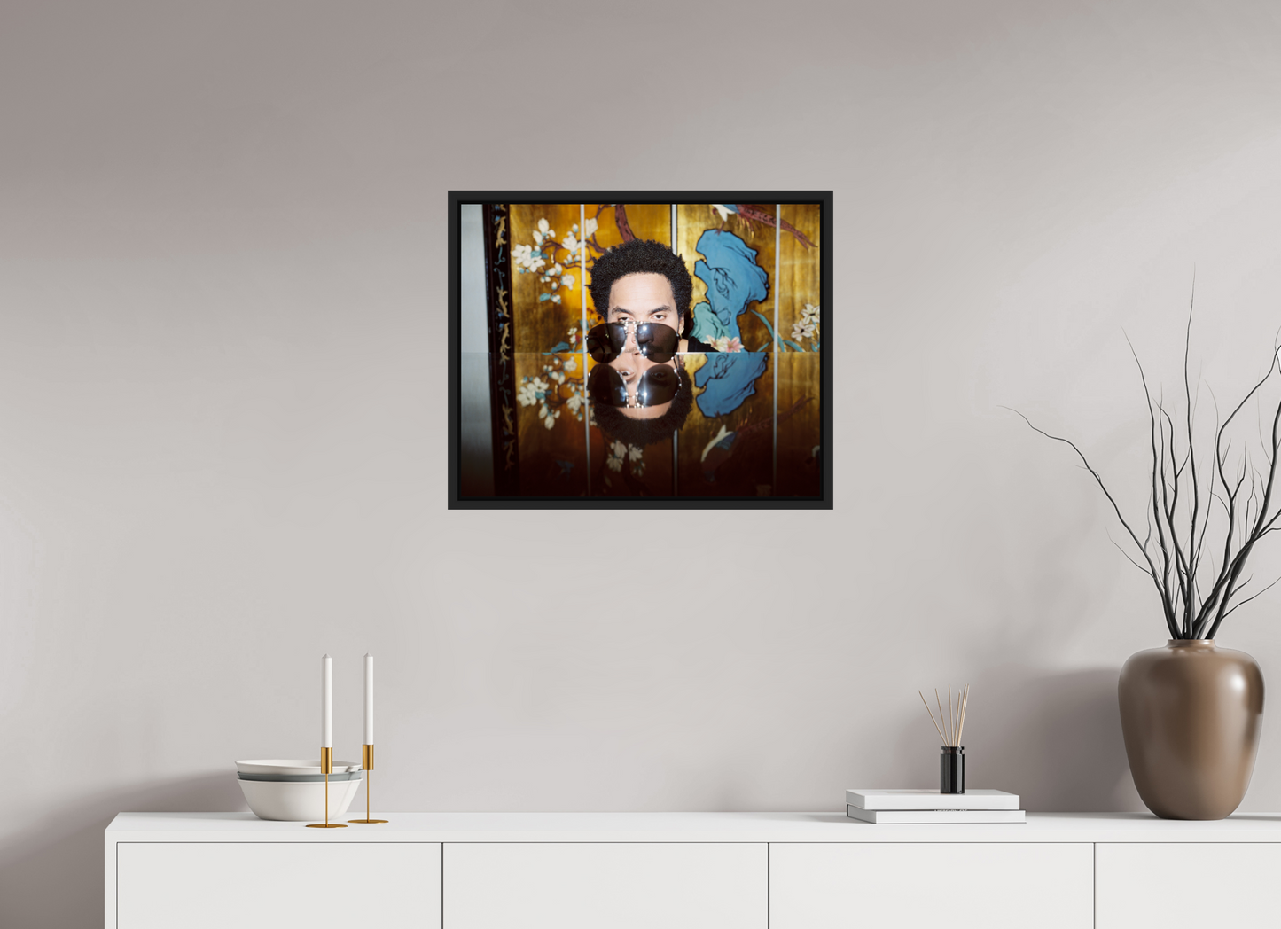 61,3 x 50 cm, Floater Frame | Black Matte Lenny Kravitz 02