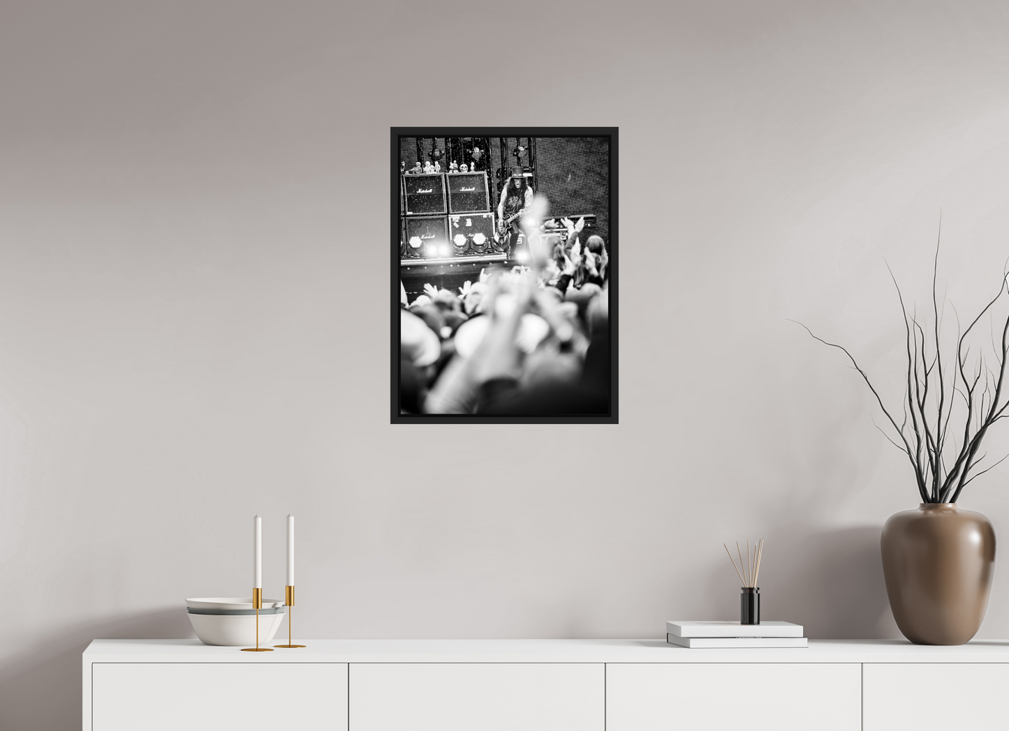 45 x 60 cm, Floater Frame | Black Matte Slash Live 01