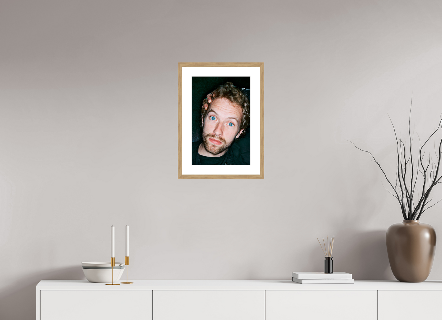 30 x 45 cm, Wood Frame with Passe-Partout | Oak Chris Martin - Coldplay 08
