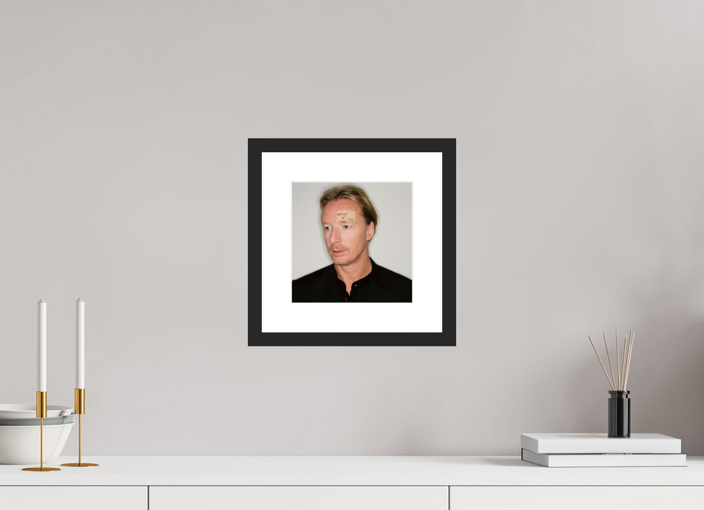 20 x 20 cm, Wood Frame with Passe-Partout | Black Matte DJ Hell 02