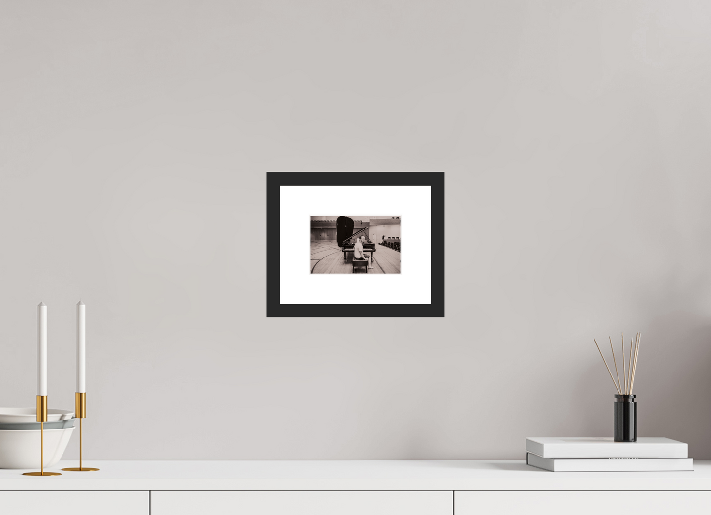 15 x 10 cm, Wood Frame with Passe-Partout | Black Matte Igor Levit 03