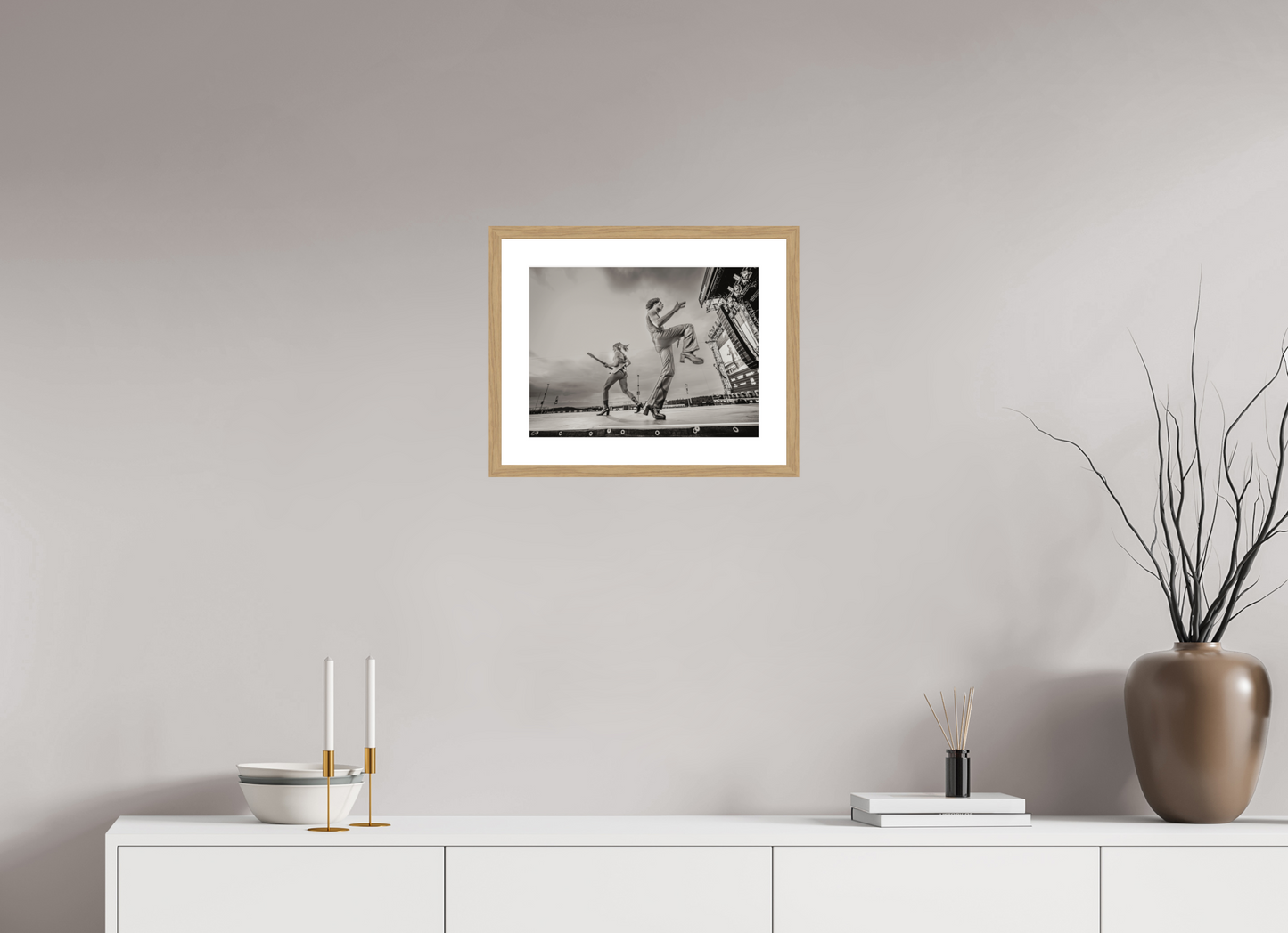 40 x 30 cm, Wood Frame with Passe-Partout | Oak Måneskin Live 01