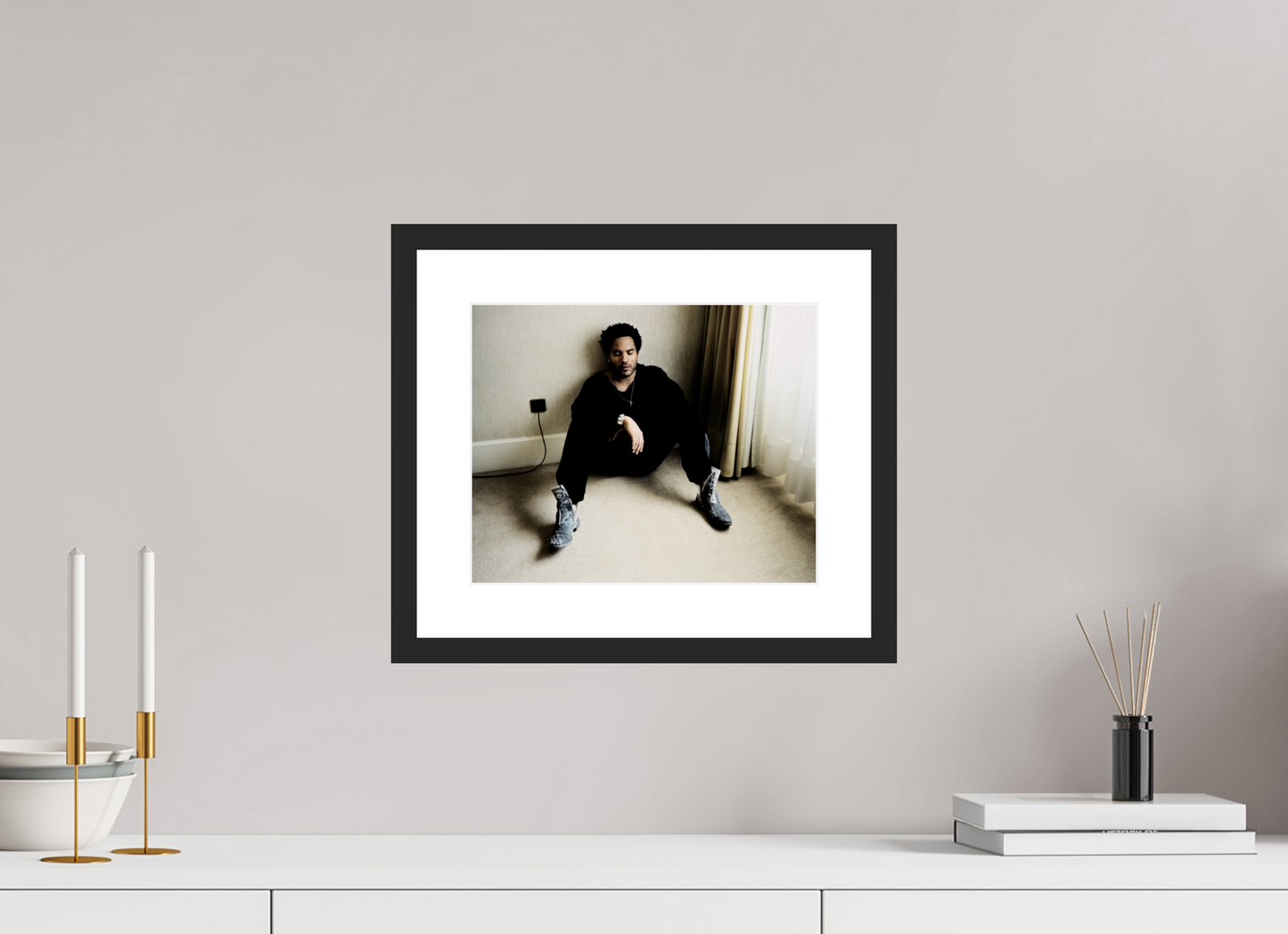30,7 x 25 cm, Wood Frame with Passe-Partout | Black Matte Lenny Kravitz 07