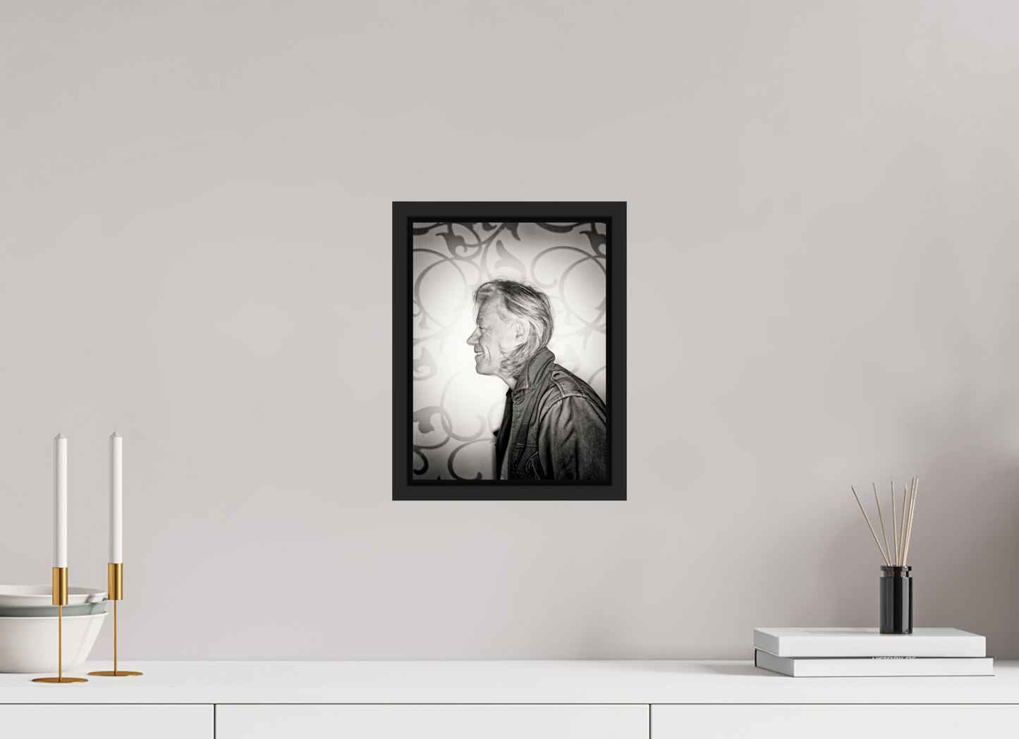 21 x 28 cm, Floater Frame | Black Matte Bob Geldof 02