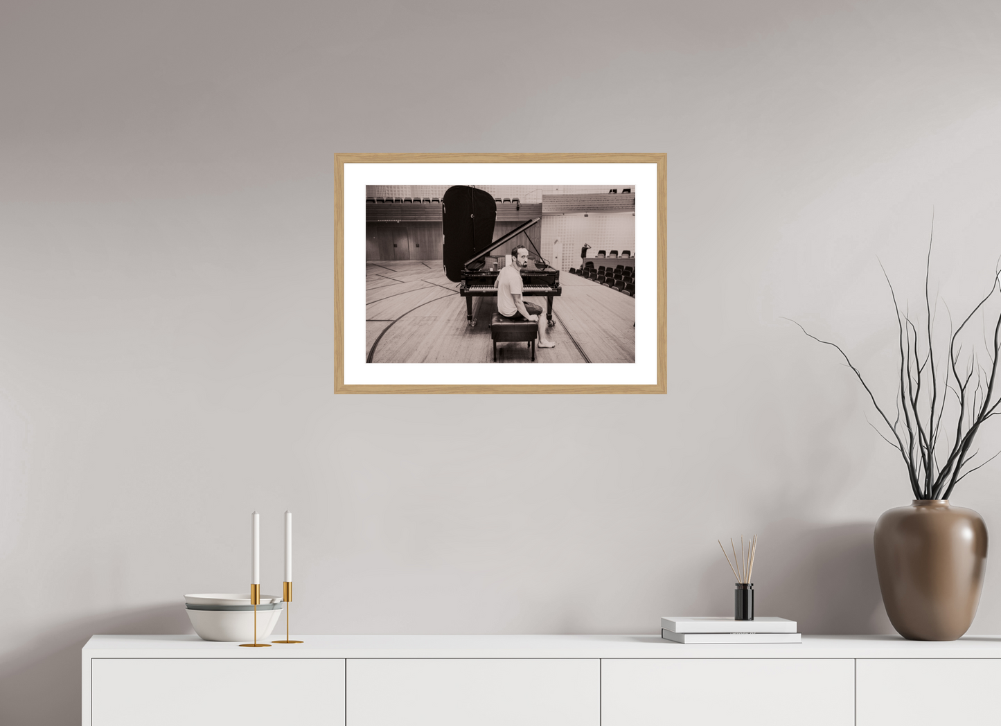 60 x 40 cm, Wood Frame with Passe-Partout | Oak Igor Levit 03