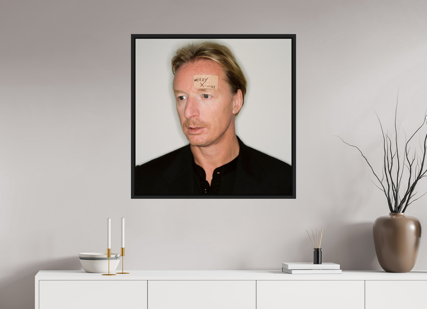 80 x 80 cm, Floater Frame | Black Matte DJ Hell 02