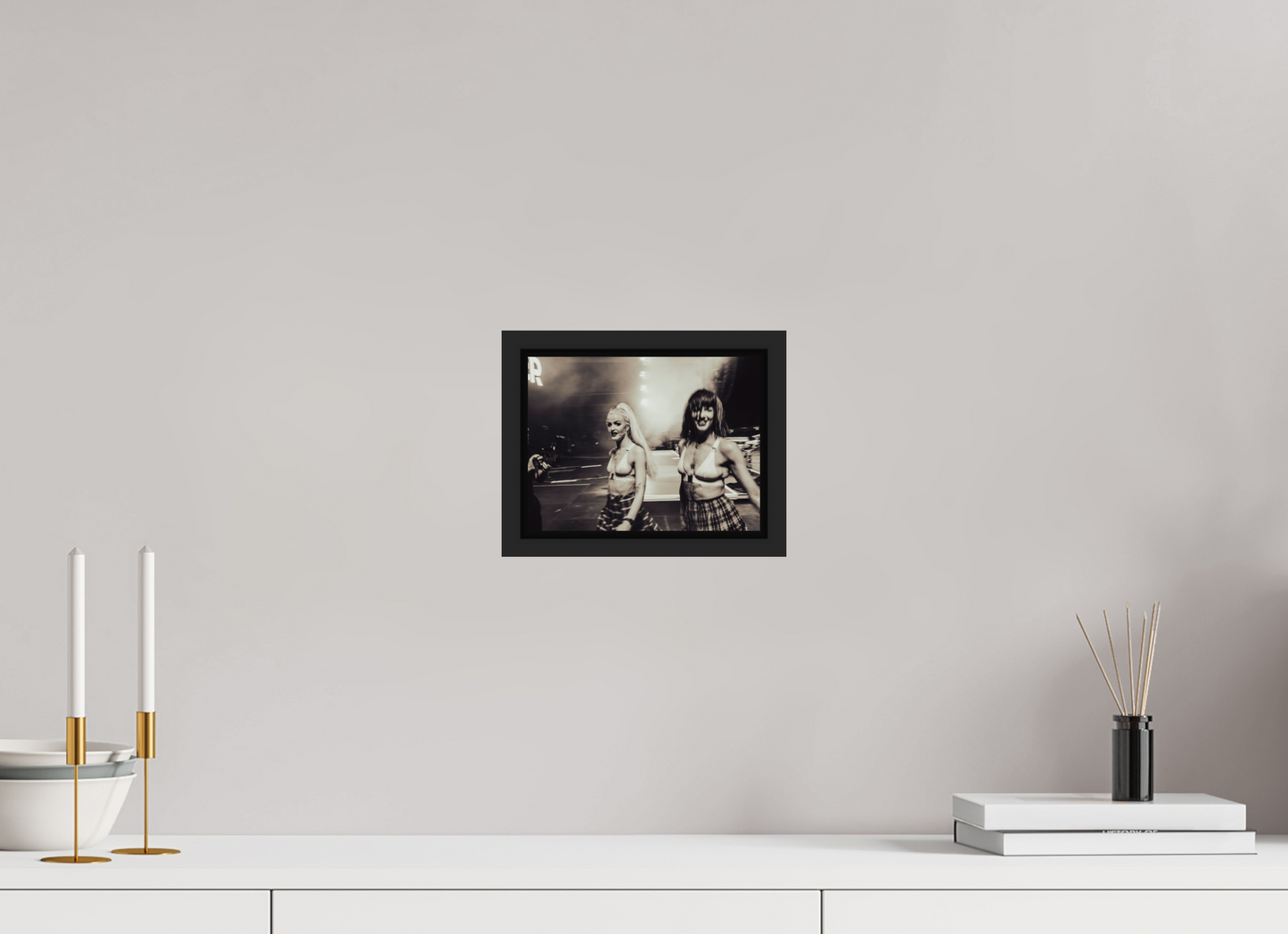 20 x 15 cm, Floater Frame | Black Matte Scooter Live 01